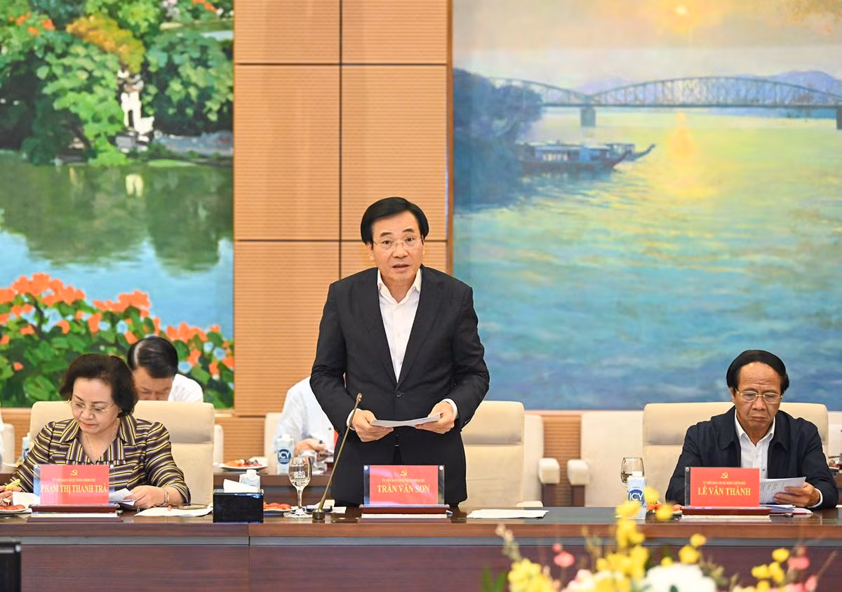 [Ảnh] Thủ tướng và Chủ tịch Quốc hội chủ trì hội nghị giữa Đảng đoàn Quốc hội với Ban Cán sự Đảng Chính phủ ảnh 7