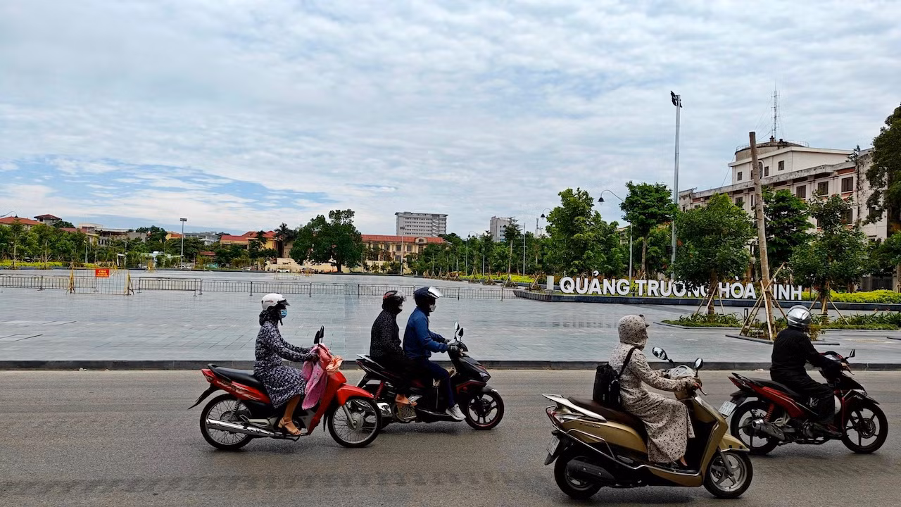Công trình Quảng trường Hòa Bình khang trang, hiện đại đã hoàn thành, sẵn sàng phục vụ nhân dân và du khách đến Thành Nam.