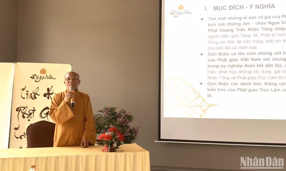 Hòa thượng Thích Đạo Hiển, Ủy viên Hội đồng Trị sự, Phó Trưởng Ban kiêm Chánh Thư ký Ban Trị sự Giáo hội Phật giáo Việt Nam tỉnh Quảng Ninh, đại diện Ban Tổ Chức cuộc thi chia sẻ tại buổi phát động cuộc thi.