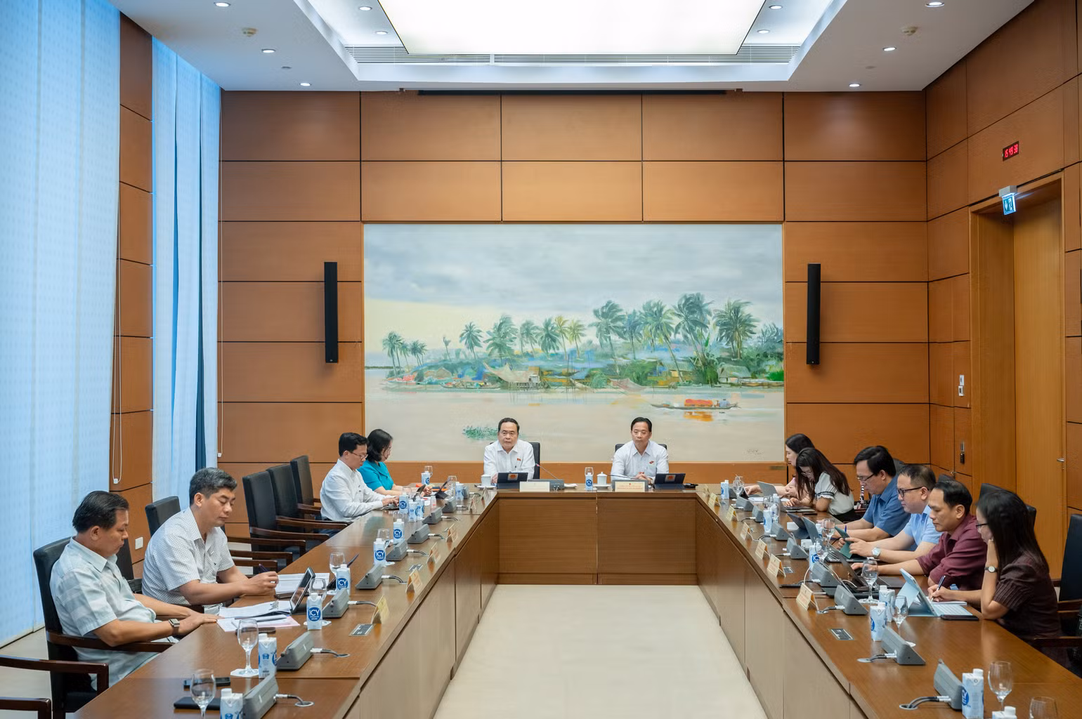 Quang cảnh phiên thảo luận tại tổ. (Ảnh: DUY LINH) Quang cảnh phiên thảo luận tại tổ. (Ảnh: DUY LINH)