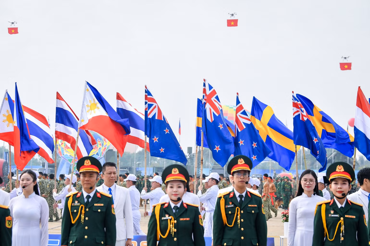 Quang cảnh Lễ Tổng duyệt Triển lãm Quốc phòng quốc tế Việt Nam 2024. Quang cảnh Lễ Tổng duyệt Triển lãm Quốc phòng quốc tế Việt Nam 2024.