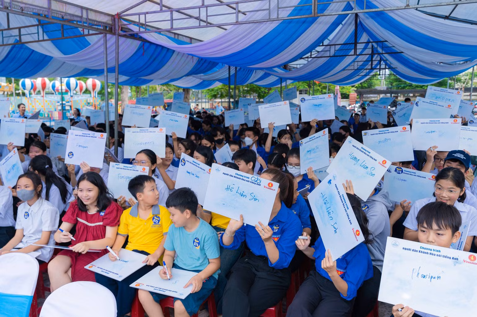 Với đối tượng học sinh, dự án đã thành công triển khai tại 11 trường gồm: 6 trường Trung học cơ sở và 5 trường Trung học phổ thông của Nha Trang và Cam Lâm.
