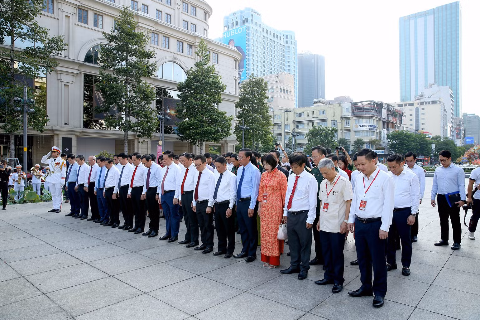 Các đại biểu dự Hội Báo toàn quốc 2024 tưởng niệm Chủ tịch Hồ Chí Minh. Các đại biểu dự Hội Báo toàn quốc 2024 tưởng niệm Chủ tịch Hồ Chí Minh.