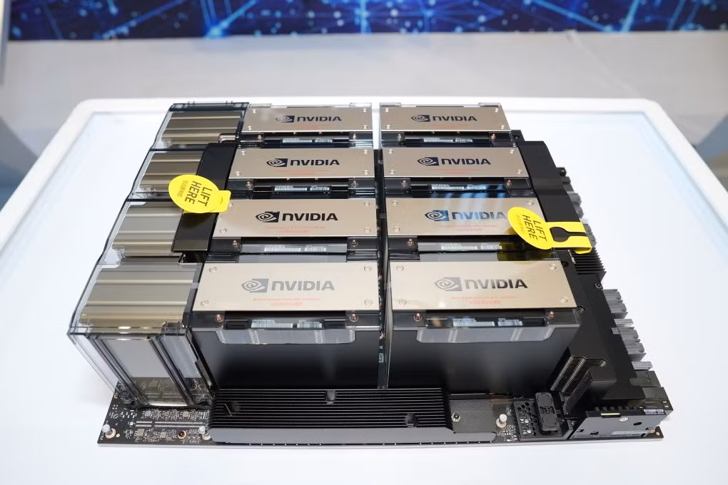 Thiết bị NVIDIA dùng trong nhà máy AI của FPT. Ảnh: FPT Thiết bị NVIDIA dùng trong nhà máy AI của FPT. Ảnh: FPT