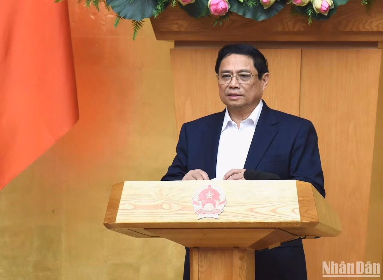 Thủ tướng Phạm Minh Chính chủ trì phiên họp Chính phủ thường kỳ tháng 4/2024, thảo luận nhiều nội dung quan trọng.