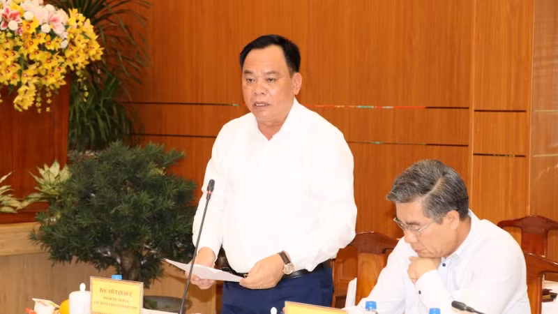 Chủ tịch Ủy ban nhân dân tỉnh Đồng Nai Võ Tấn Đức cho biết, đá xây dựng có thể đáp ứng nhu cầu cung cấp cho các dự án trọng điểm. Chủ tịch Ủy ban nhân dân tỉnh Đồng Nai Võ Tấn Đức cho biết, đá xây dựng có thể đáp ứng nhu cầu cung cấp cho các dự án trọng điểm.