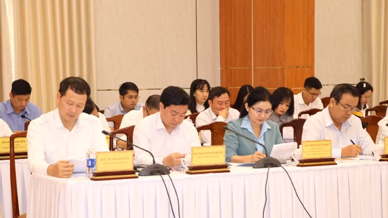 Lãnh đạo các tỉnh Đồng Nai, Long An, Bình Phước và Tây Ninh tham dự buổi làm việc.