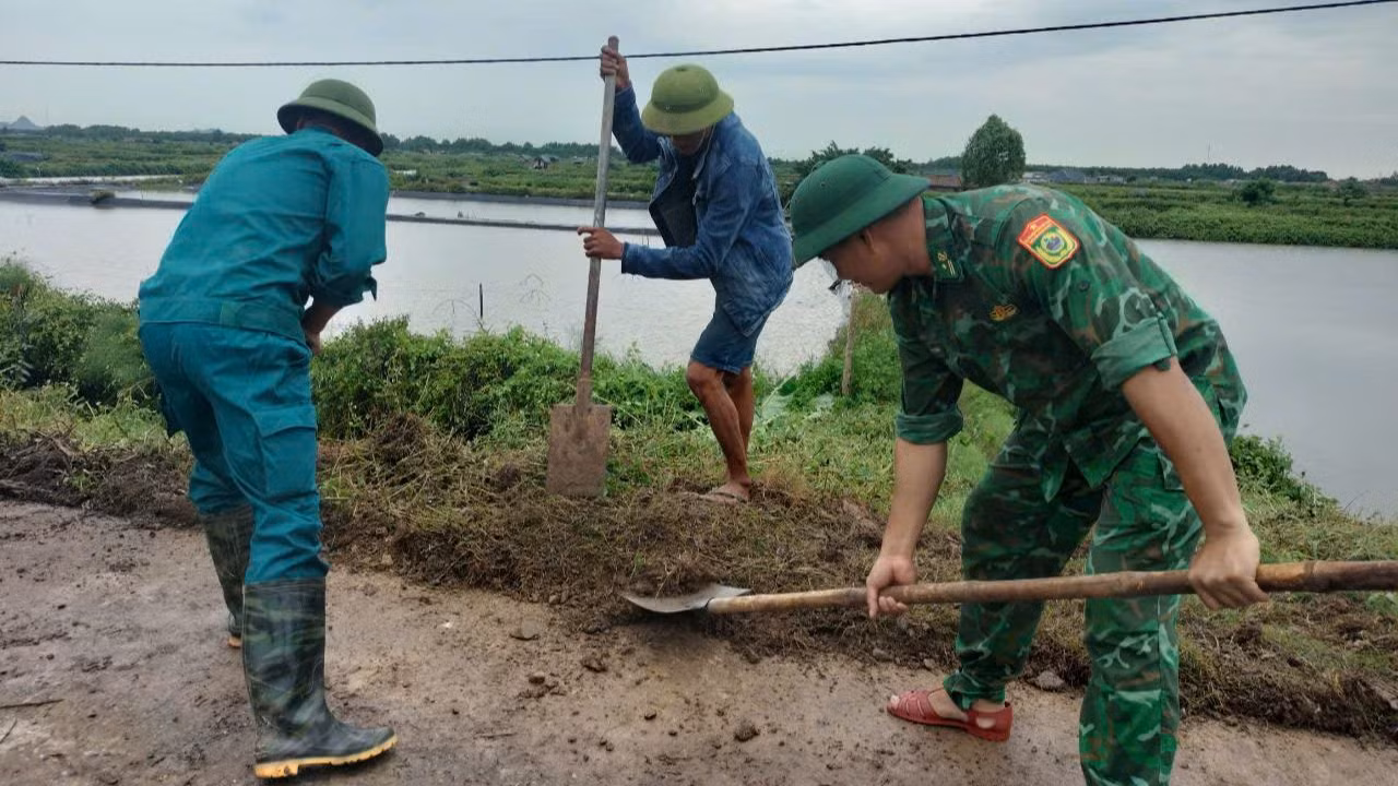 Các lực lượng quân đội địa phương tích cực triển khai công tác ứng phó với bão. Các lực lượng quân đội địa phương tích cực triển khai công tác ứng phó với bão.