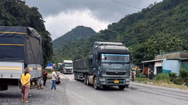 Giao thông qua đèo Bảo Lộc đã được thông tuyến trở lại.