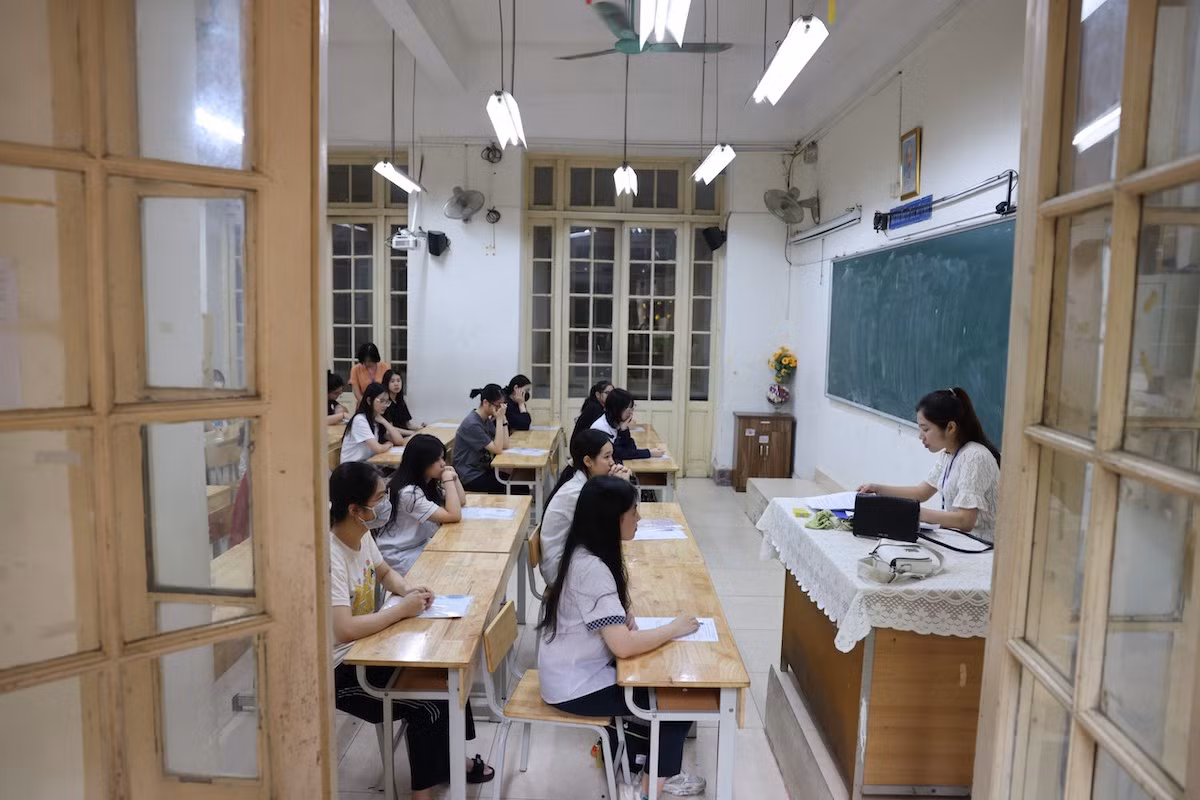 Thí sinh nghe phổ biến Quy chế.