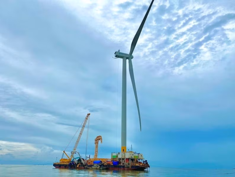 PTSC lắp đặt cáp ngầm cho dự án điện gió Tân Thuận. PTSC lắp đặt cáp ngầm cho dự án điện gió Tân Thuận.