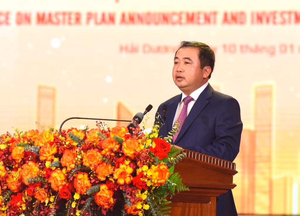 Bí thư Tỉnh ủy Hải Dương Trần Đức Thắng phát biểu tại Hội nghị.