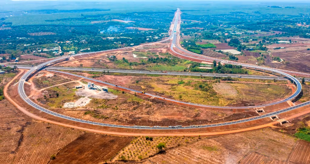 [Ảnh] Cao tốc Phan Thiết-Dầu Giây trước giờ thông xe ảnh 6