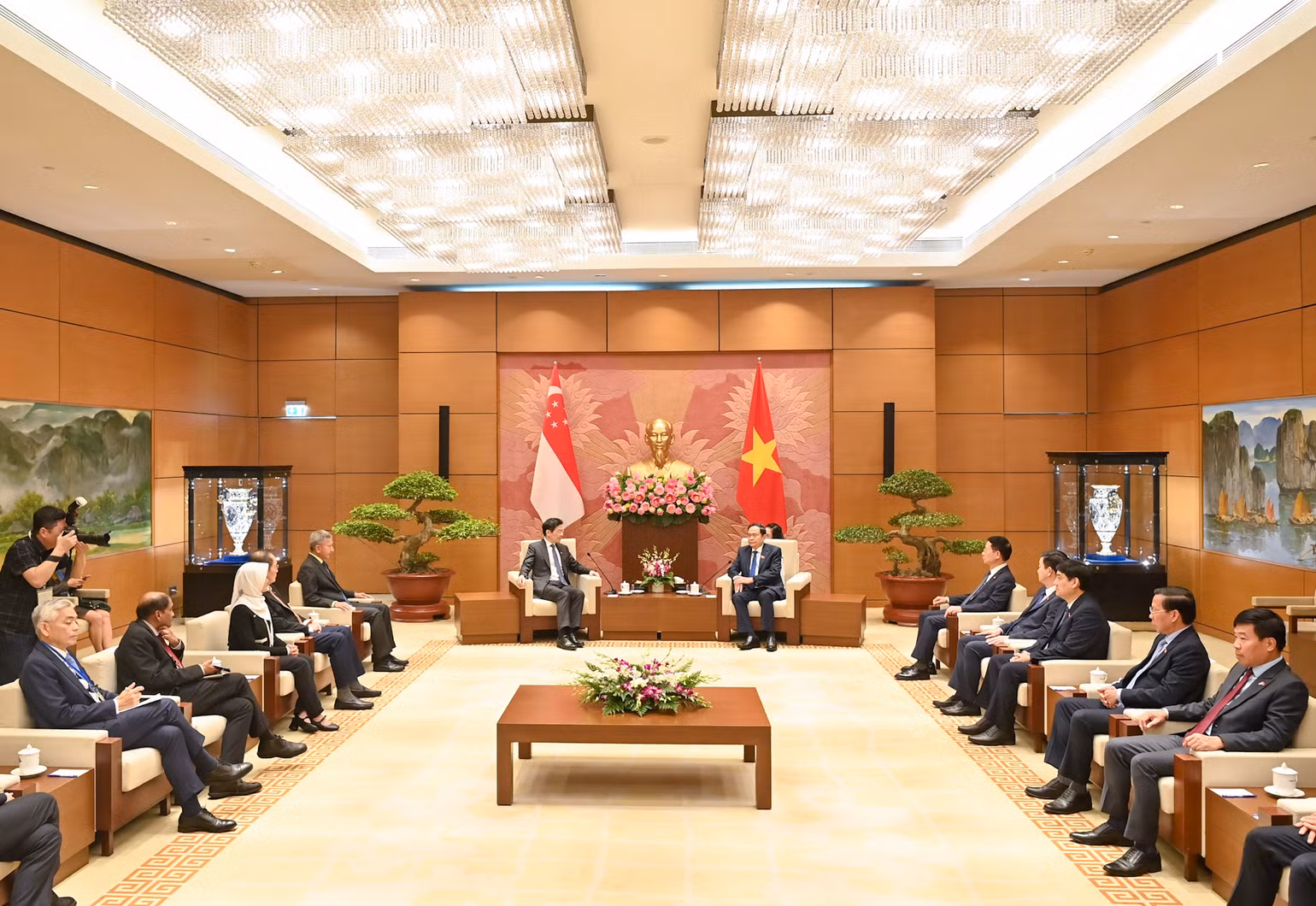Quang cảnh buổi hội kiến tại Nhà Quốc hội. (Ảnh Duy Linh) Quang cảnh buổi hội kiến tại Nhà Quốc hội. (Ảnh Duy Linh)