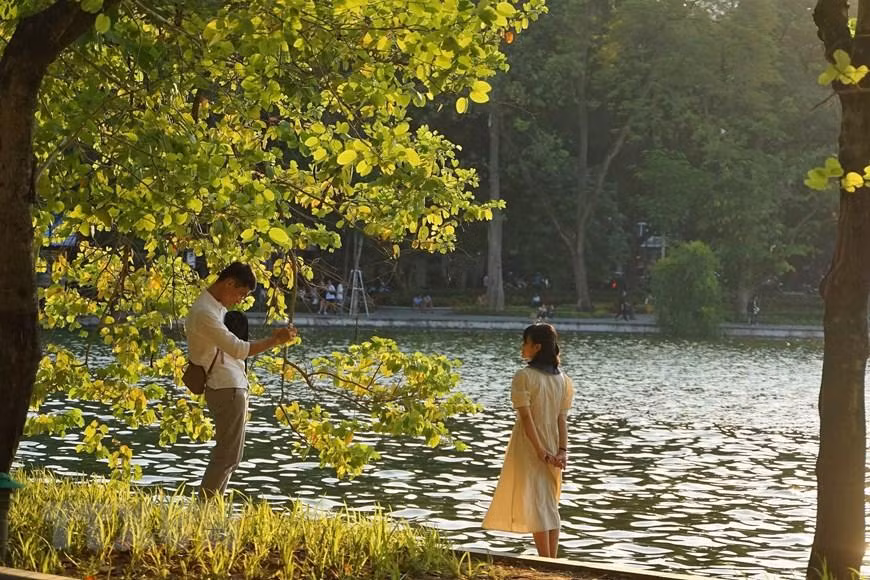[Ảnh] Đắm chìm cùng Hà Nội dịu dàng trong những ngày cuối thu ảnh 10