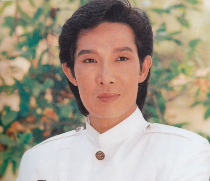 Nghệ sĩ ưu tú Vũ Linh. Nghệ sĩ ưu tú Vũ Linh.