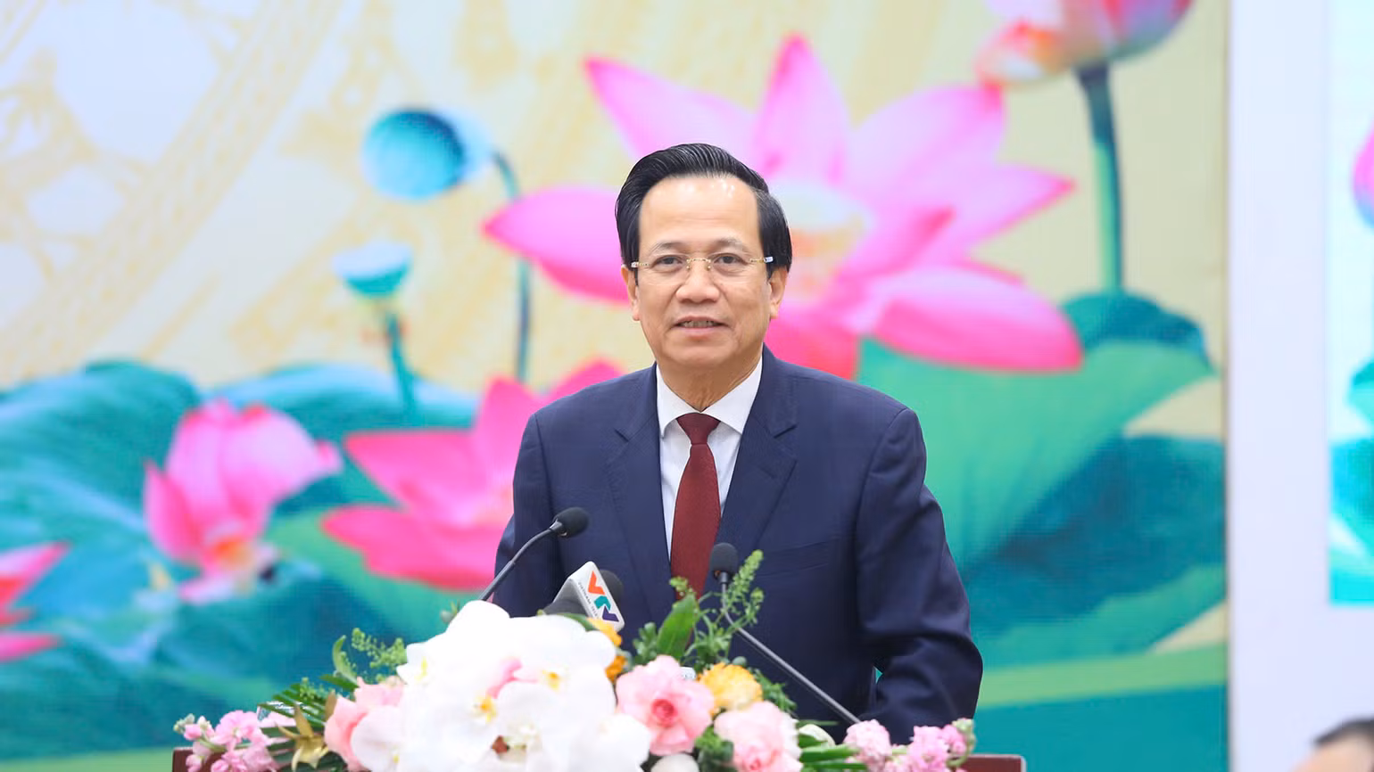 Bộ trưởng Đào Ngọc Dung phát biểu tại hội nghị. (Ảnh: GIÁP TỐNG)