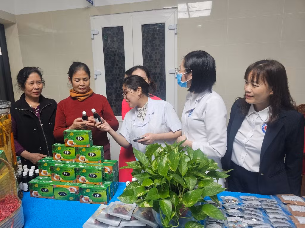 Các sản phẩm do Bệnh viện Y dược cổ truyền tỉnh Vĩnh Phúc sản xuất.