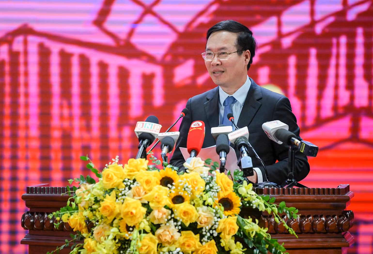 Thường trực Ban Bí thư Võ Văn Thưởng phát biểu chỉ đạo Hội thảo. Thường trực Ban Bí thư Võ Văn Thưởng phát biểu chỉ đạo Hội thảo.