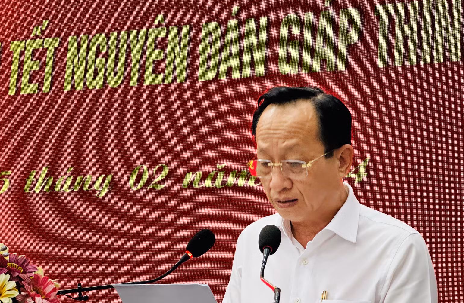 Chủ tịch Ủy ban nhân dân tỉnh Bạc Liêu Phạm Văn Thiều nêu các nhiệm vụ trọng tâm đầu Xuân 2024. (Ảnh: TRỌNG DUY) Chủ tịch Ủy ban nhân dân tỉnh Bạc Liêu Phạm Văn Thiều nêu các nhiệm vụ trọng tâm đầu Xuân 2024. (Ảnh: TRỌNG DUY)