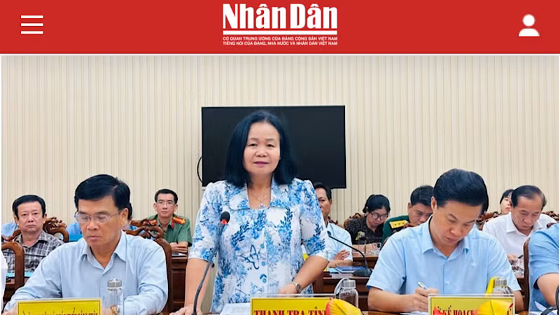 Đồng chí Bùi Thanh Nguyên, Chánh Thanh tra tỉnh Bạc Liêu trả lời câu hỏi của phóng viên Báo Nhân Dân về việc chuyển hồ sơ vụ việc sai phạm tại Sở Tài nguyên và Môi trường sang cơ quan Cảnh sát điều tra Công an tỉnh. (Ảnh: TRỌNG DUY) Đồng chí Bùi Thanh Nguyên, Chánh Thanh tra tỉnh Bạc Liêu trả lời câu hỏi của phóng viên Báo Nhân Dân về việc chuyển hồ sơ vụ việc sai phạm tại Sở Tài nguyên và Môi trường sang cơ quan Cảnh sát điều tra Công an tỉnh. (Ảnh: TRỌNG DUY)