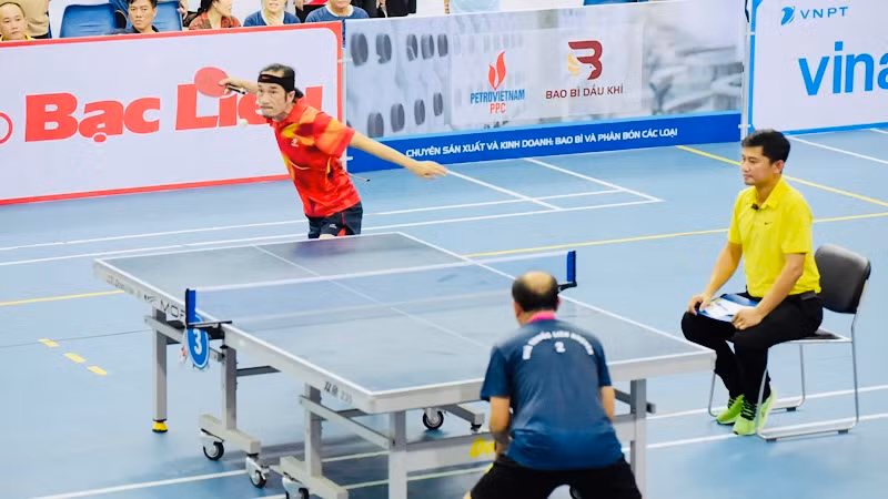 Tham gia giải có 151 vận động viên đến từ 14 câu lạc bộ bóng bàn trong và ngoài tỉnh Bạc Liêu. Tham gia giải có 151 vận động viên đến từ 14 câu lạc bộ bóng bàn trong và ngoài tỉnh Bạc Liêu.