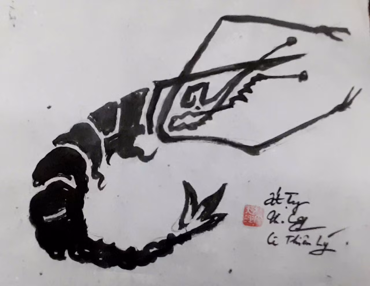 Chữ Ất Tỵ hình con tôm.