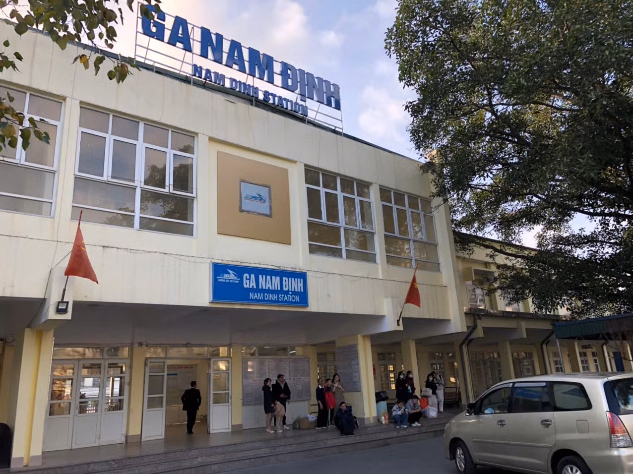 Ga Nam Định được cải tạo, chỉnh trang khang trang.