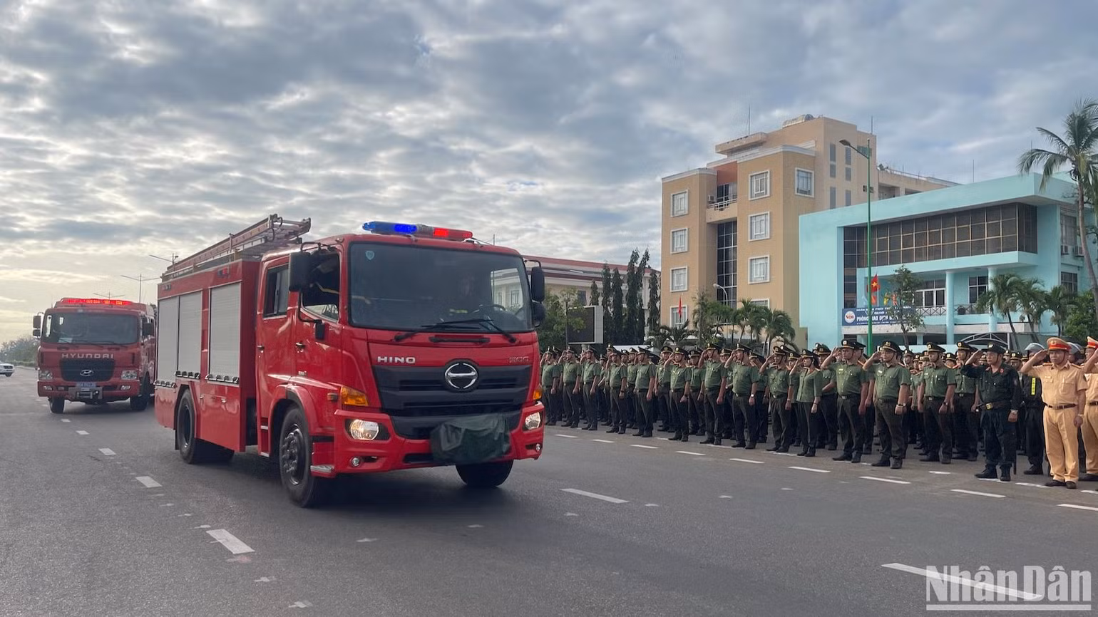 Công an quyết tâm cháy nổ nghiêm trọng xảy ra trên địa bàn. Công an quyết tâm cháy nổ nghiêm trọng xảy ra trên địa bàn.