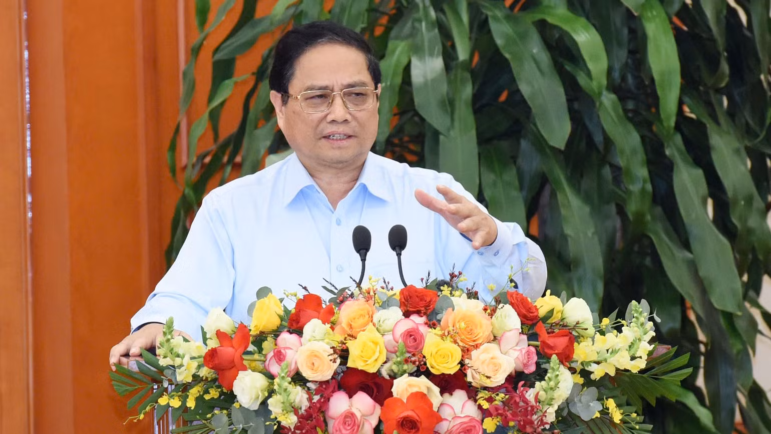 Thủ tướng Phạm Minh Chính phát biểu tiếp thu các ý kiến hoàn thiện Dự thảo văn kiện. (Ảnh: Trần Hải)