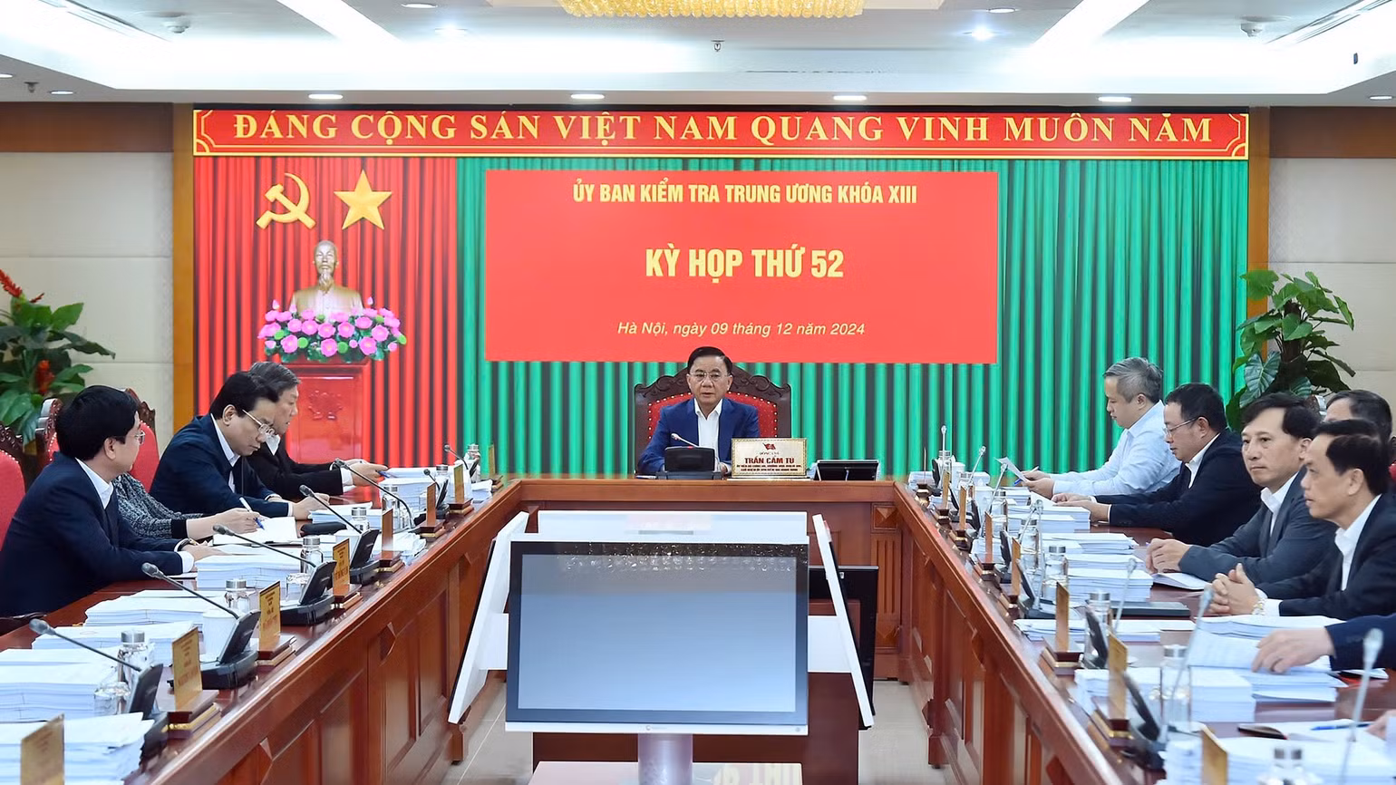 Tại Kỳ họp thứ 52 , Ủy ban Kiểm tra Trung ương xem xét và kết luận nhiều nội dung quan trọng khác. (Ảnh: THỦY NGUYÊN) Tại Kỳ họp thứ 52 , Ủy ban Kiểm tra Trung ương xem xét và kết luận nhiều nội dung quan trọng khác. (Ảnh: THỦY NGUYÊN)