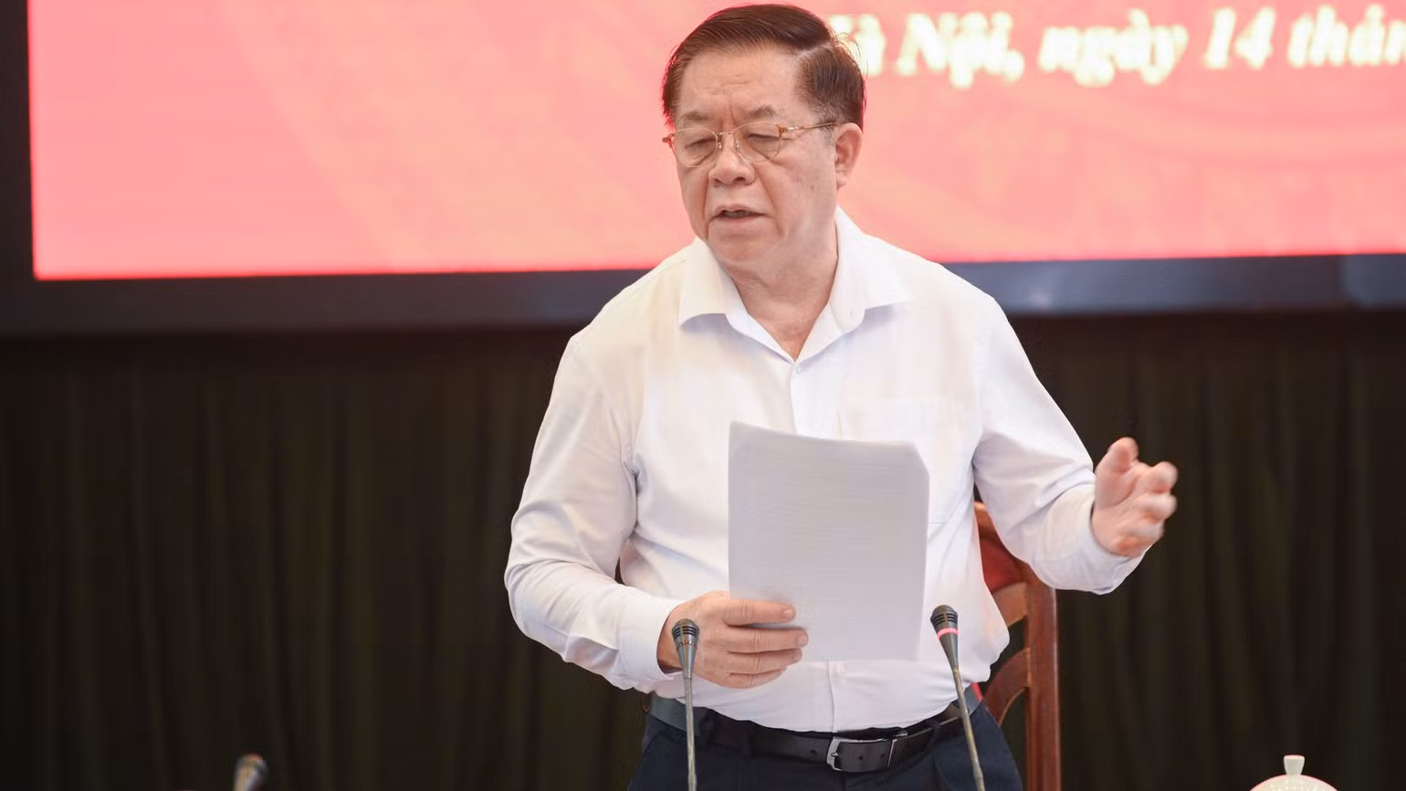 Đồng chí Nguyễn Trọng Nghĩa phát biểu chỉ đạo, kết luận buổi làm việc. (Ảnh: Thế Đại)