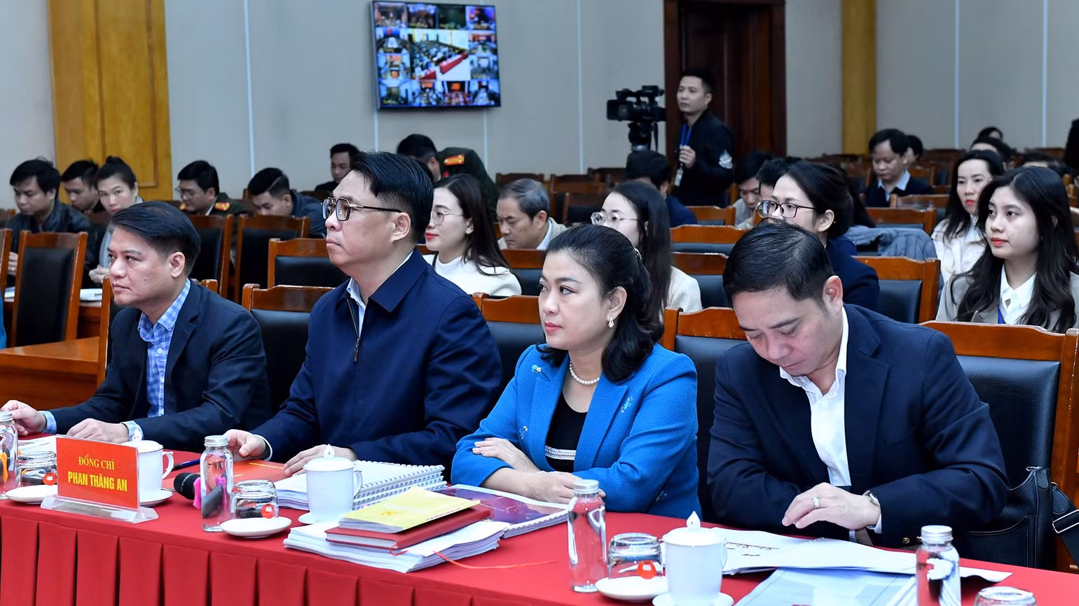 Các đại biểu dự hội nghị. (Ảnh: ĐĂNG KHOA) Các đại biểu dự hội nghị. (Ảnh: ĐĂNG KHOA)