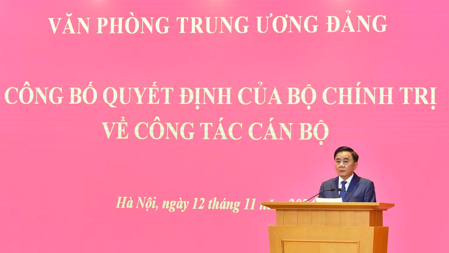 Đồng chí Trần Cẩm Tú phát biểu giao nhiệm vụ. (Ảnh THỦY NGUYÊN) Đồng chí Trần Cẩm Tú phát biểu giao nhiệm vụ. (Ảnh THỦY NGUYÊN)