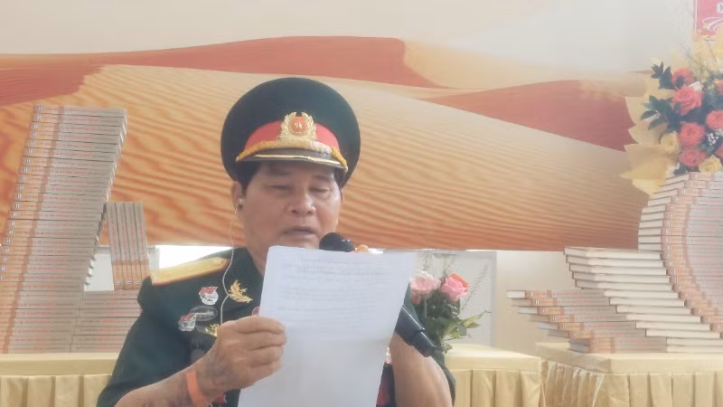 Ngô Minh Thơ, tác giả hồ ký “Người lính ra đi từ Làng Cát”.