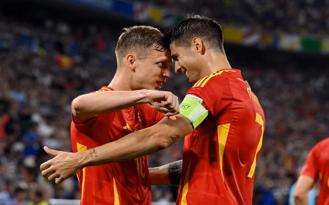 Morata hoàn thành trọn vẹn nhiệm vụ của người đội trưởng. Ảnh: Getty Morata hoàn thành trọn vẹn nhiệm vụ của người đội trưởng. Ảnh: Getty