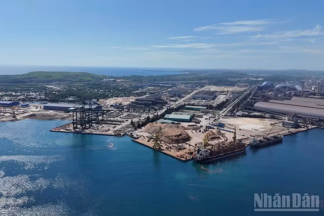 Quảng Ngãi phấn đấu giai đoạn 2026-2030 thu hút khoảng 140-150 dự án. (Ảnh: HIỂN CỪ)