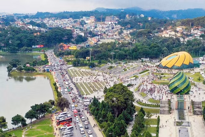 Khu vực trung tâm Lâm Đồng ngàn hoa mùa du lịch.