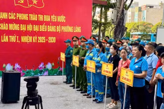 Lễ ra quân huy động các ngành, đơn vị và người dân cùng chung tay hành động vì môi trường.