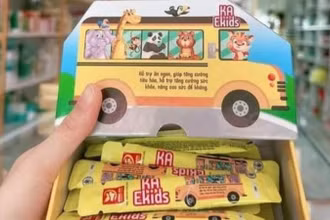 Sản phẩm siro ăn ngon ngon KA Ekids vừa bị thu hồi hiệu lực bản công bố sản phẩm. (Ảnh chụp màn hình) 