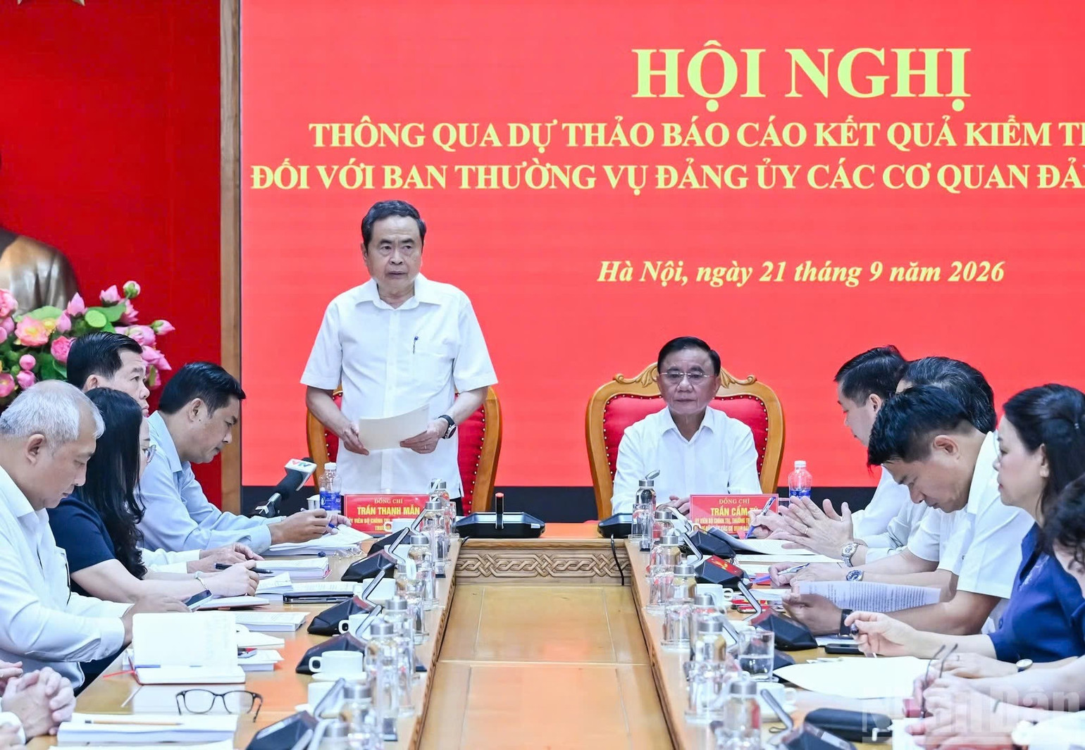 Chủ tịch Quốc hội Trần Thanh Mẫn, Trưởng Đo&agrave;n Kiểm tra, gi&aacute;m s&aacute;t số 220 ph&aacute;t biểu kết luận hội nghị. (Ảnh: DUY LINH)