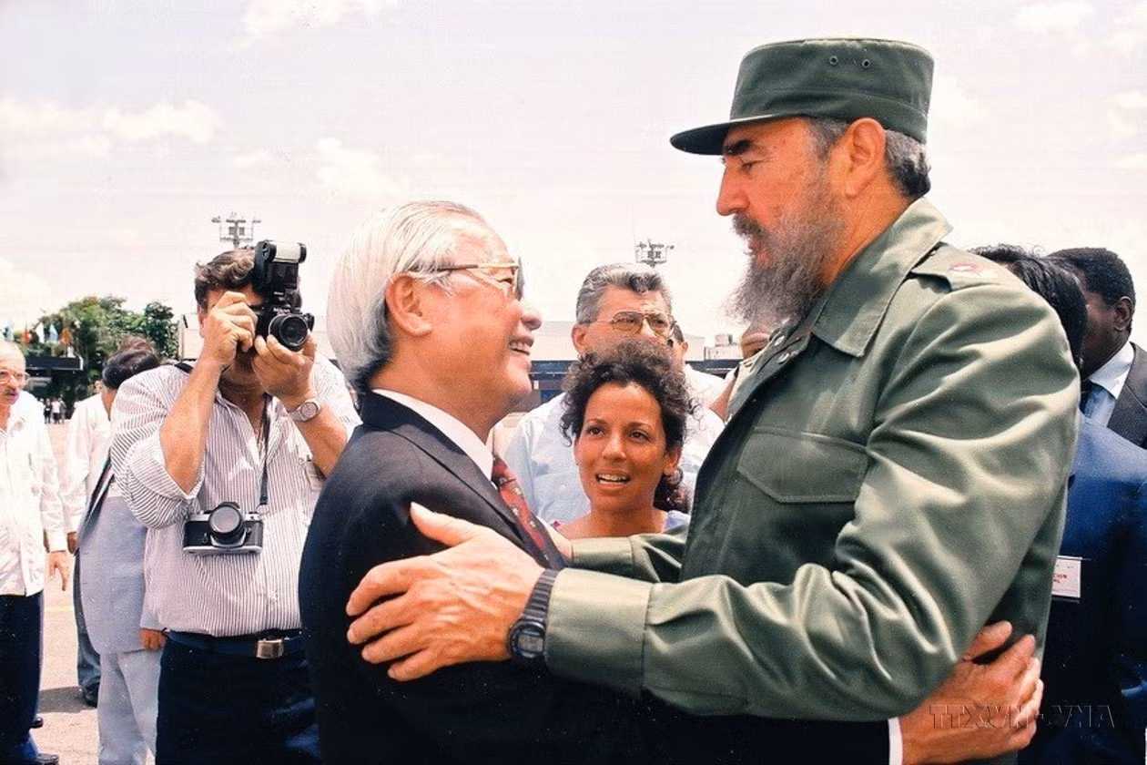 vna-potal-that-chat-moi-quan-he-doan-ket-dac-biet-viet-nam-cuba-7606767.jpg