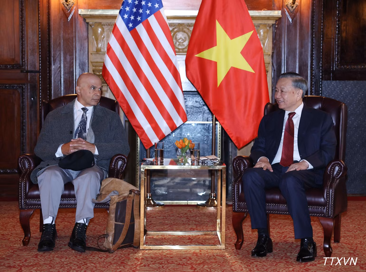 vna-potal-tong-bi-thu-chu-tich-nuoc-to-lam-tiep-dong-chu-tich-dang-cong-san-hoa-ky.jpg