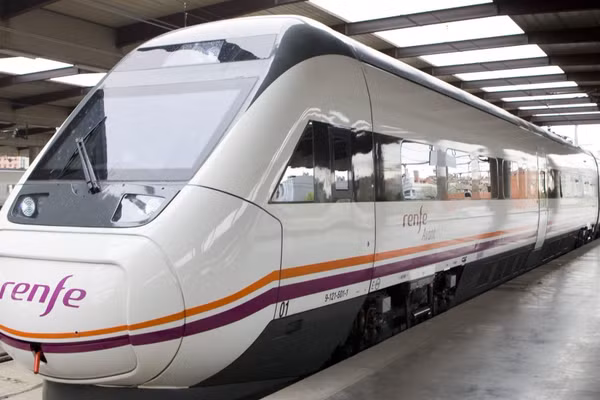 Hình ảnh một đoàn tàu do Renfe vận hành. (Ảnh: RENFE)