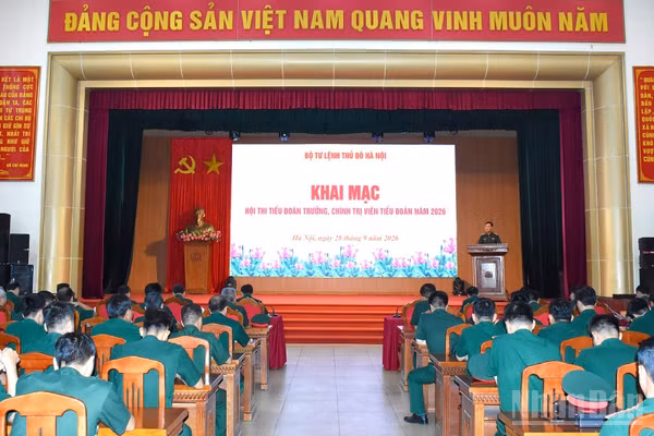 Quang cảnh khai mạc hội thi. (Ảnh: QUANG PHONG)