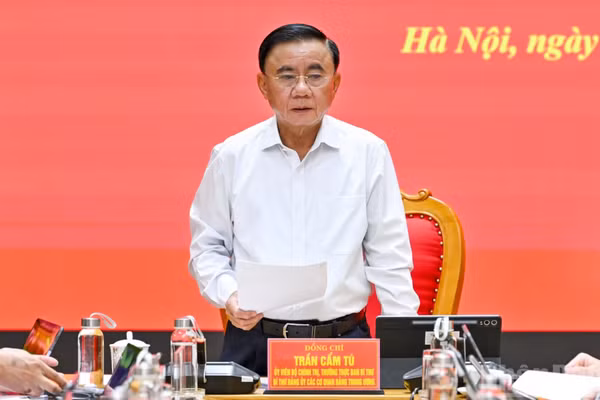 Đồng chí Trần Cẩm Tú, Ủy viên Bộ Chính trị, Thường trực Ban Bí thư. (Ảnh: THỦY NGUYÊN)