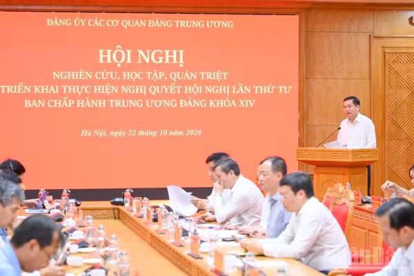 Đảng ủy các cơ quan Đảng Trung ương tổ chức Hội nghị nghiên cứu, học tập, quán triệt và triển khai thực hiện Nghị quyết Hội nghị lần thứ tư, Ban Chấp hành Trung ương Đảng khóa XIV. (Ảnh: THẾ ĐẠI)
