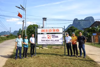 Tân Hóa- Làng du lịch tốt nhất thế giới.