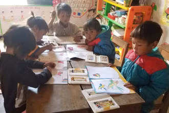 Học sinh ở điểm trường của xã biên giới Thượng Trạch, huyện Bố Trạch, tỉnh Quảng Bình. (Ảnh minh họa)