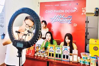 Giới thiệu các đặc sản OCOP của thành phố Hải Phòng trên các sàn giao dịch điện tử trực tuyến.